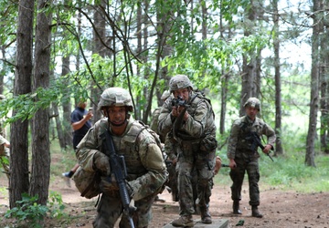 Task Force Orion Conducts Combat Lifesaver Qualification Lanes