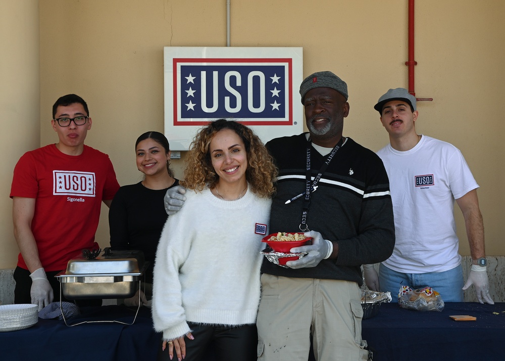 USO Troop Luncheon