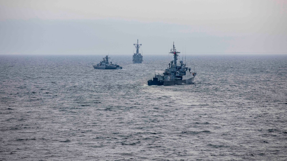 USS Porter Conducts Joint Operations with Polish Navy