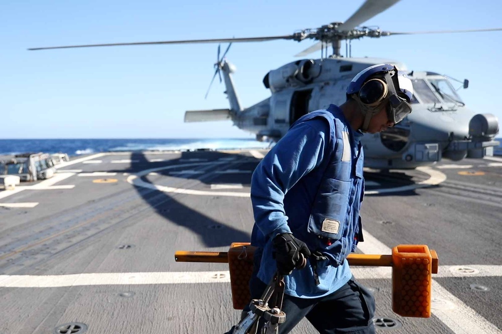 USS Thomas Hudner (DDG 116) flight quarters