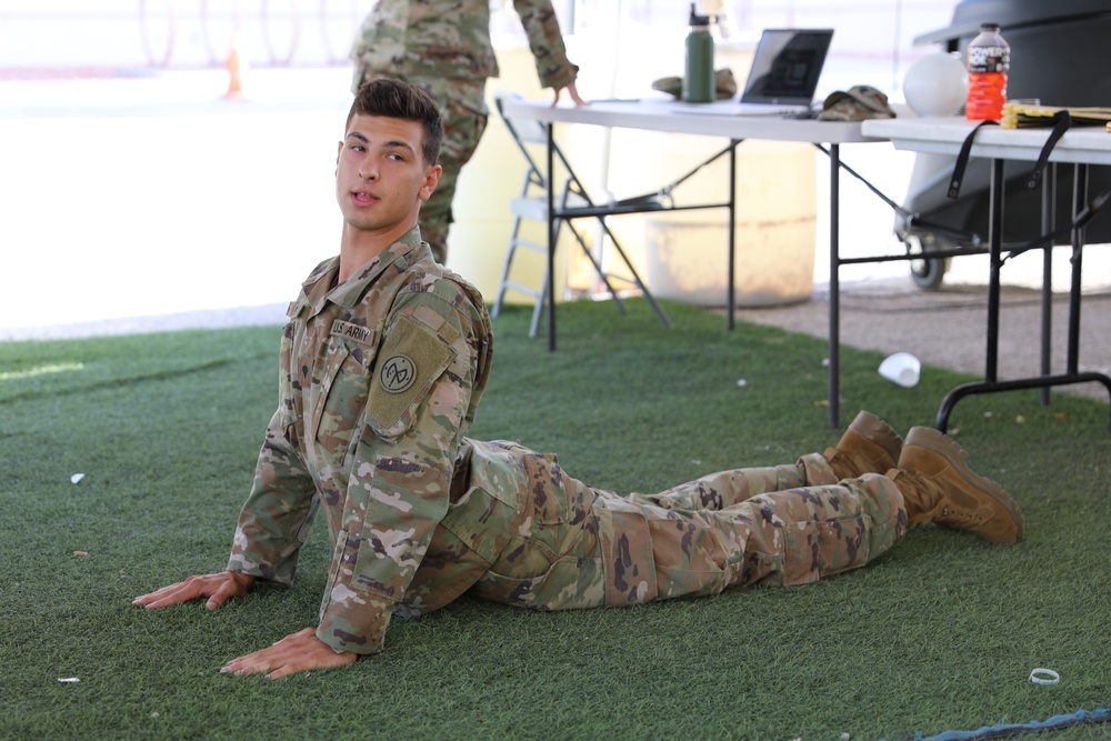New York National Guard medics teach mobility during mobilization