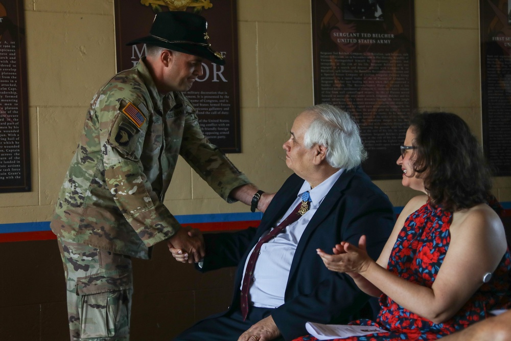 Medal of Honor Recipient Dwight Birdwell Returns to 3rd Squadron, 4th Cavalry Regiment, 25th Infantry Division