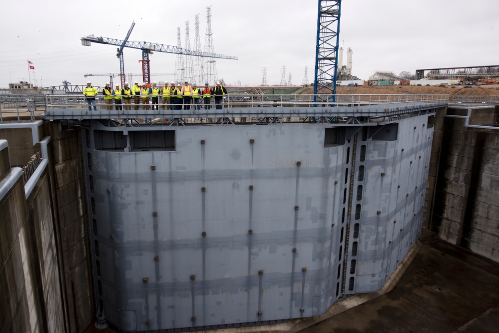 Roundtables serve stakeholders mega project updates