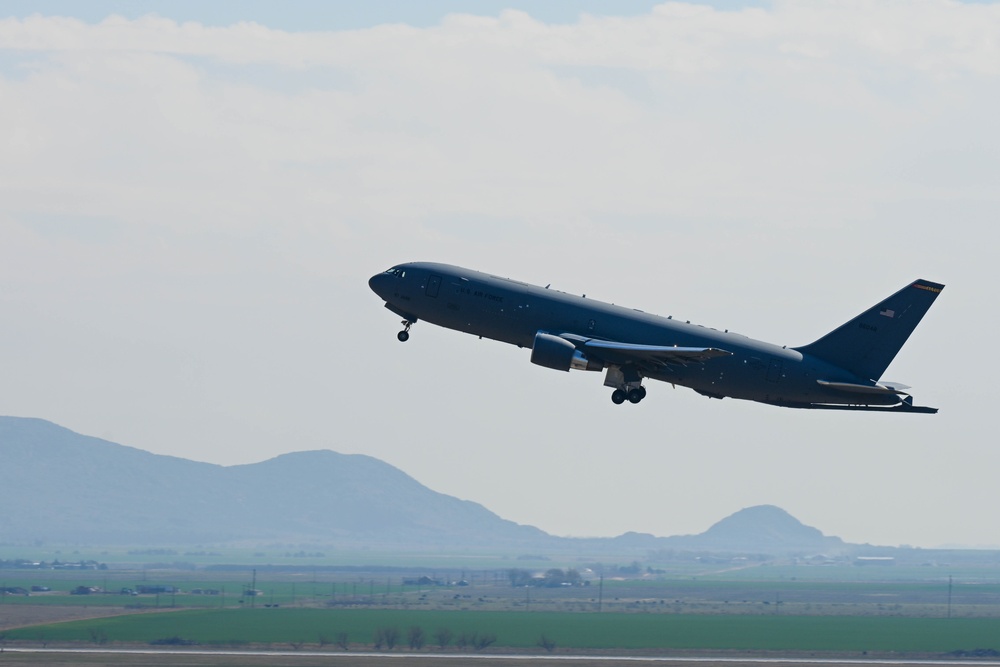 Mobility airpower on display during AAFB’s large force exercise