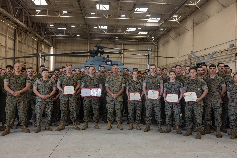 Marine Light Attack Helicopter Squadron 169 Marines Awarded by Commanding General
