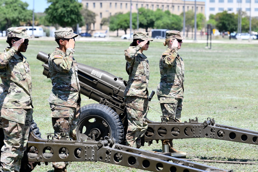 MEDCoE Female Salute Battery