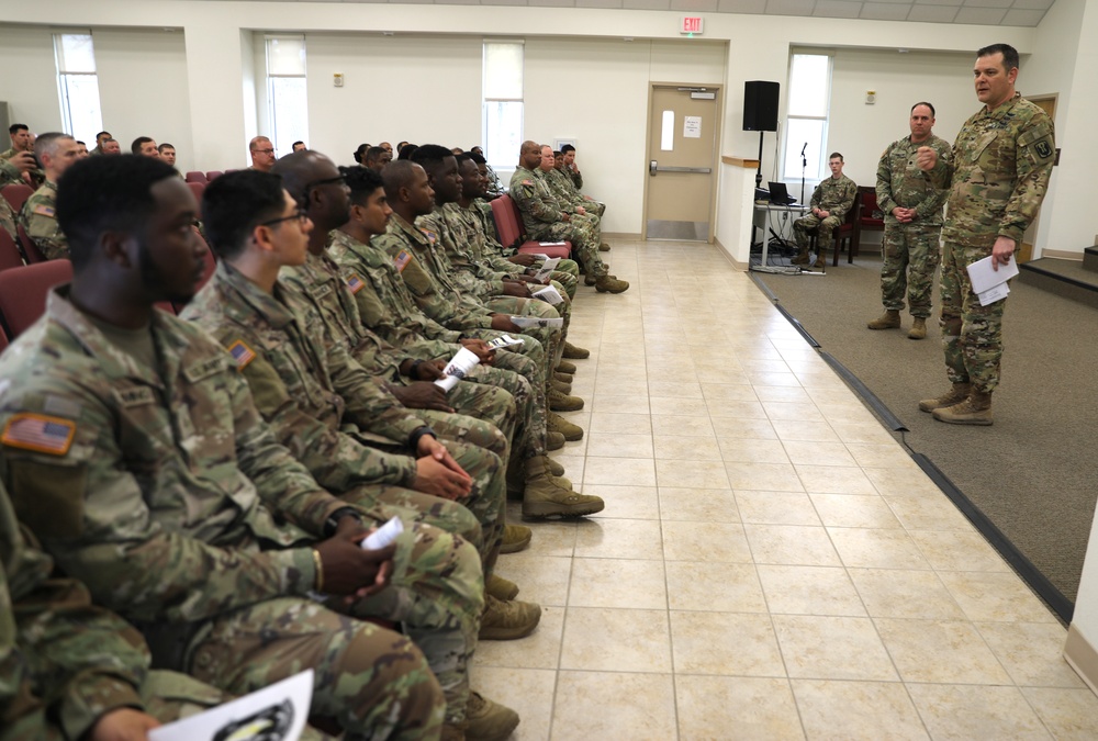 Soldiers Take Oath as New Citizens