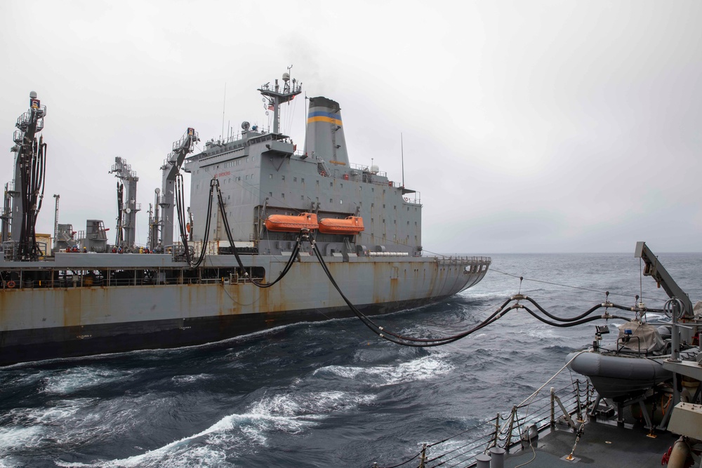 Decatur Replenishment-at-Sea with USNS John Ericsson