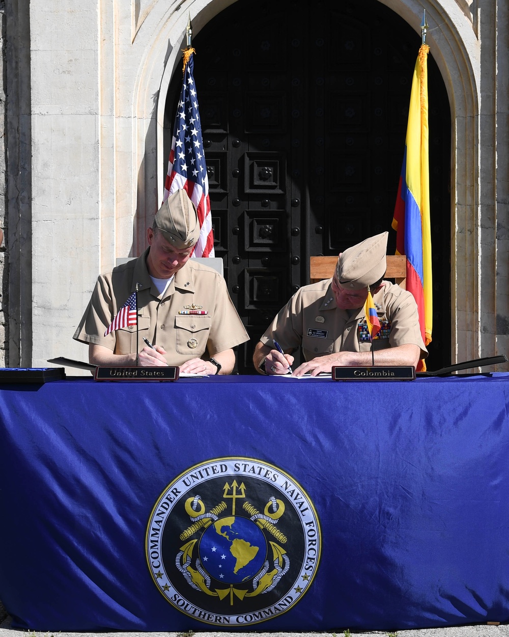 4th Fleet Conducts Maritime Staff Talks with Colombia