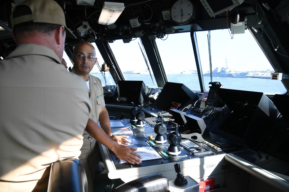 4th Fleet Conducts Maritime Staff Talks with Colombia