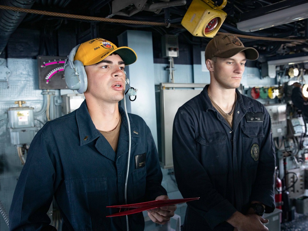 USS Farragut Underway Ops