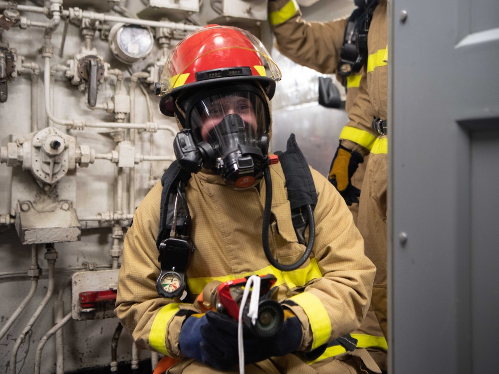 DVIDS - Images - USS Carl Vinson (CVN) Sailors Conducts General ...