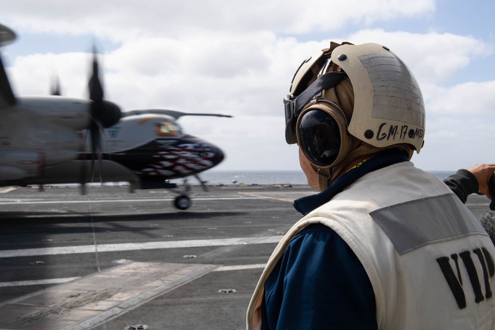 Distinguished Visitors Watch Flight Operation On The Flight Deck