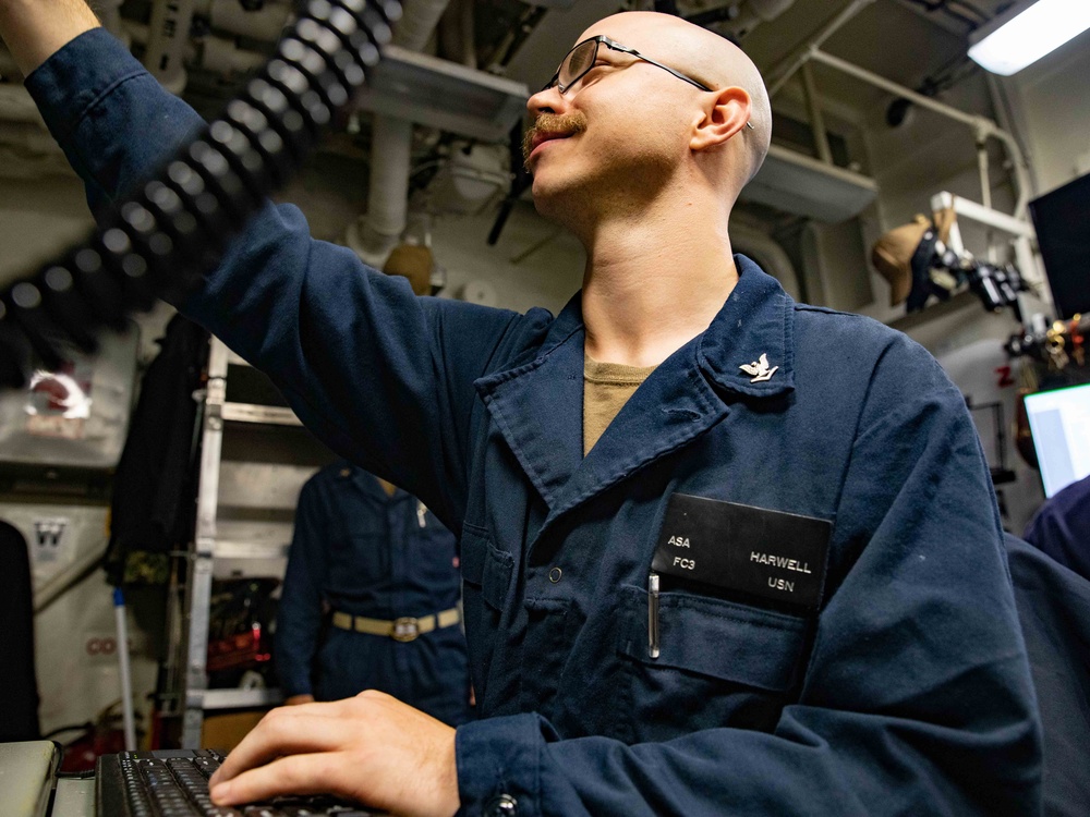 USS Farragut Underway Ops