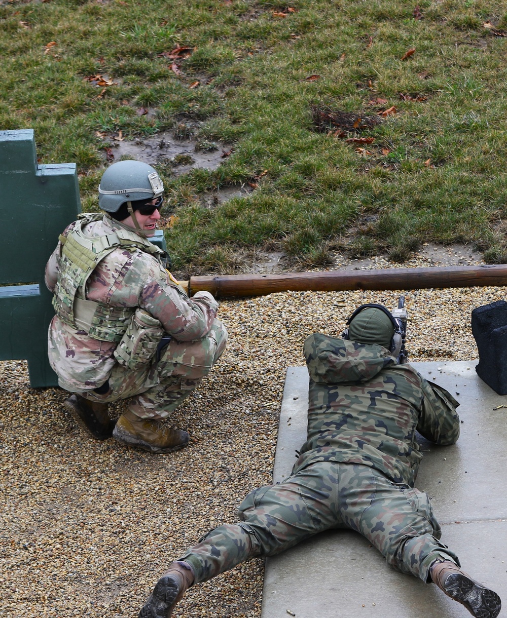 ILLINOIS NATIONAL GUARD SOLDIERS RECEIVE POLISH ARMED FORCES MEDAL