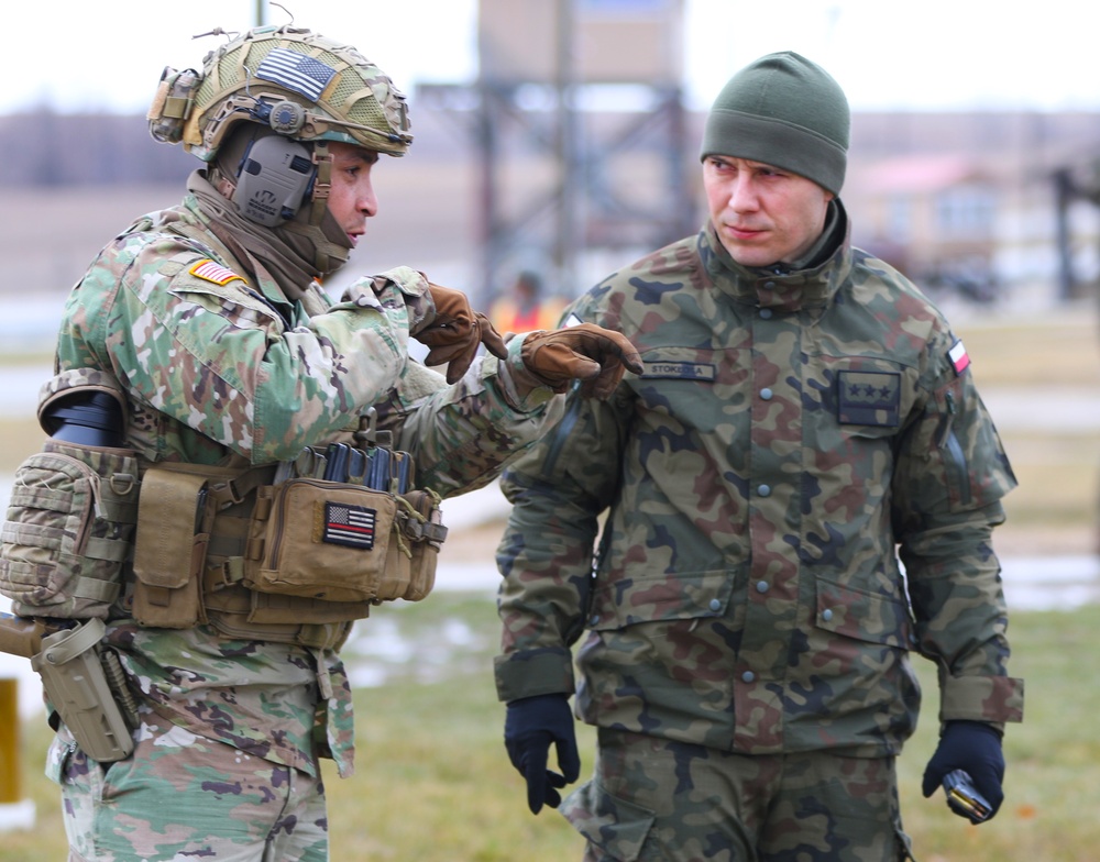 ILLINOIS NATIONAL GUARD SOLDIERS RECEIVE POLISH ARMED FORCES MEDAL