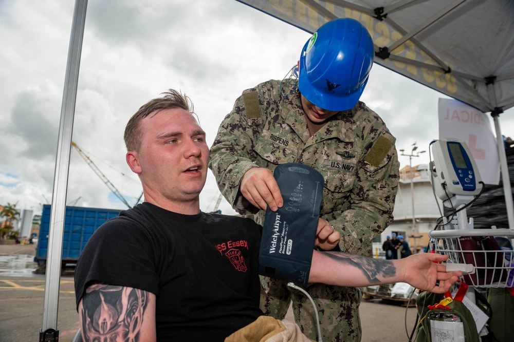USS Essex Conducts DC Drill