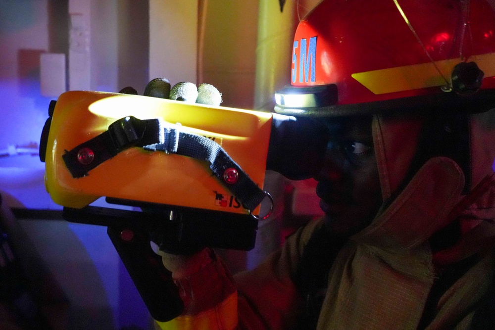 USS Essex Conducts DC Drill