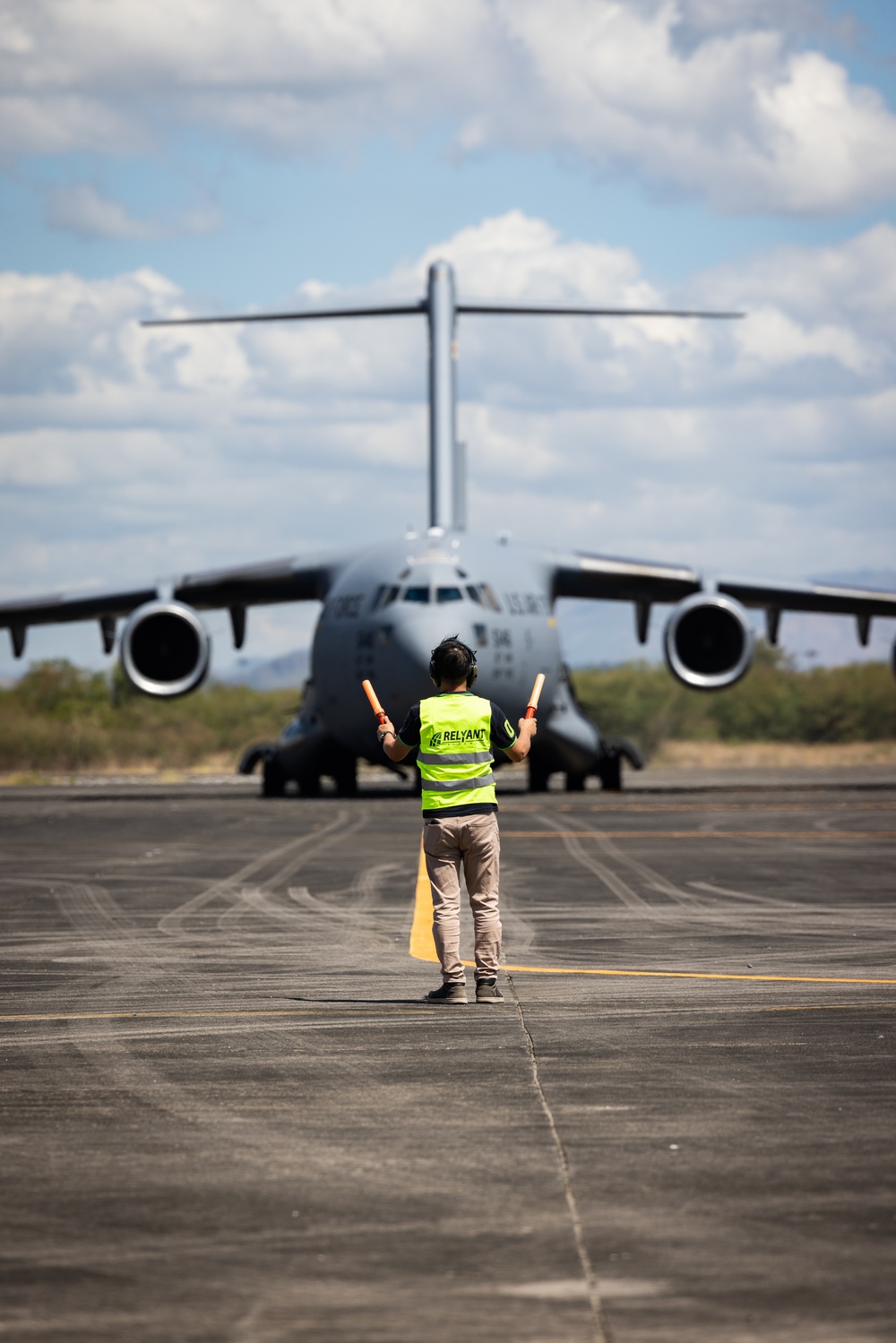 C17 Globemaster III Delivers Equipment in Support of Philippines Oil-Spill Response