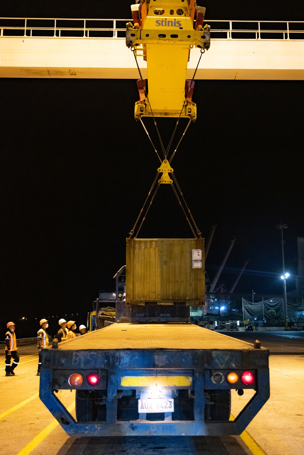 U.S. Army landing craft, utility offload in preparation for Balikatan 23