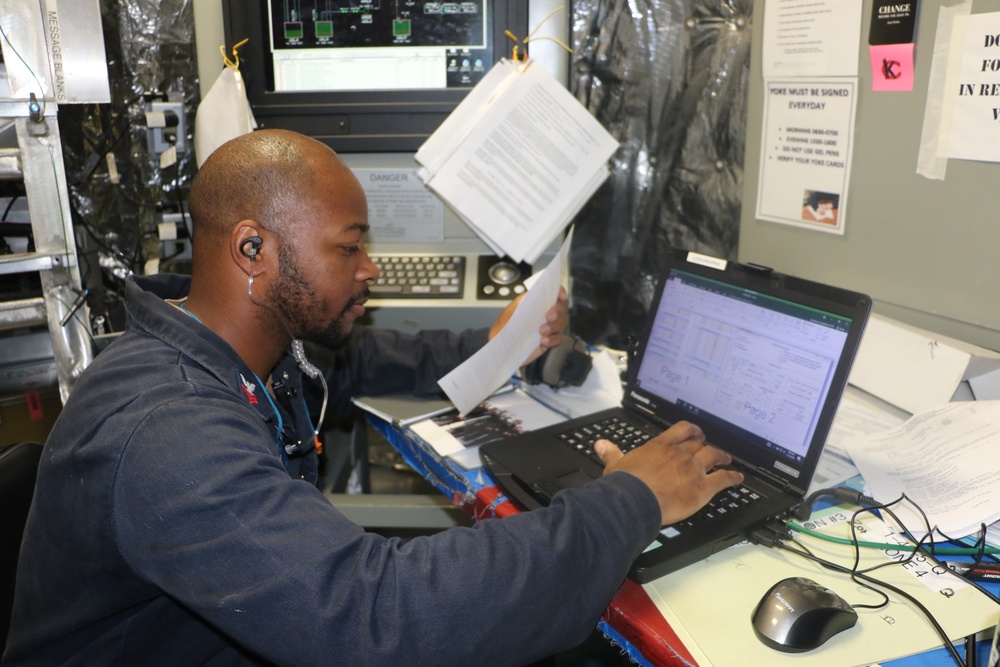 USS Kansas City (LCS 22) Calculates Liquid Load to Determine Draft