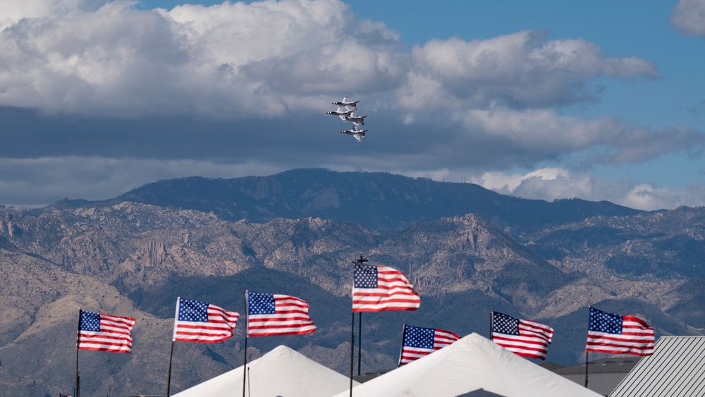 Thunder and Lightning Over Arizona Air Show, Heroes Day