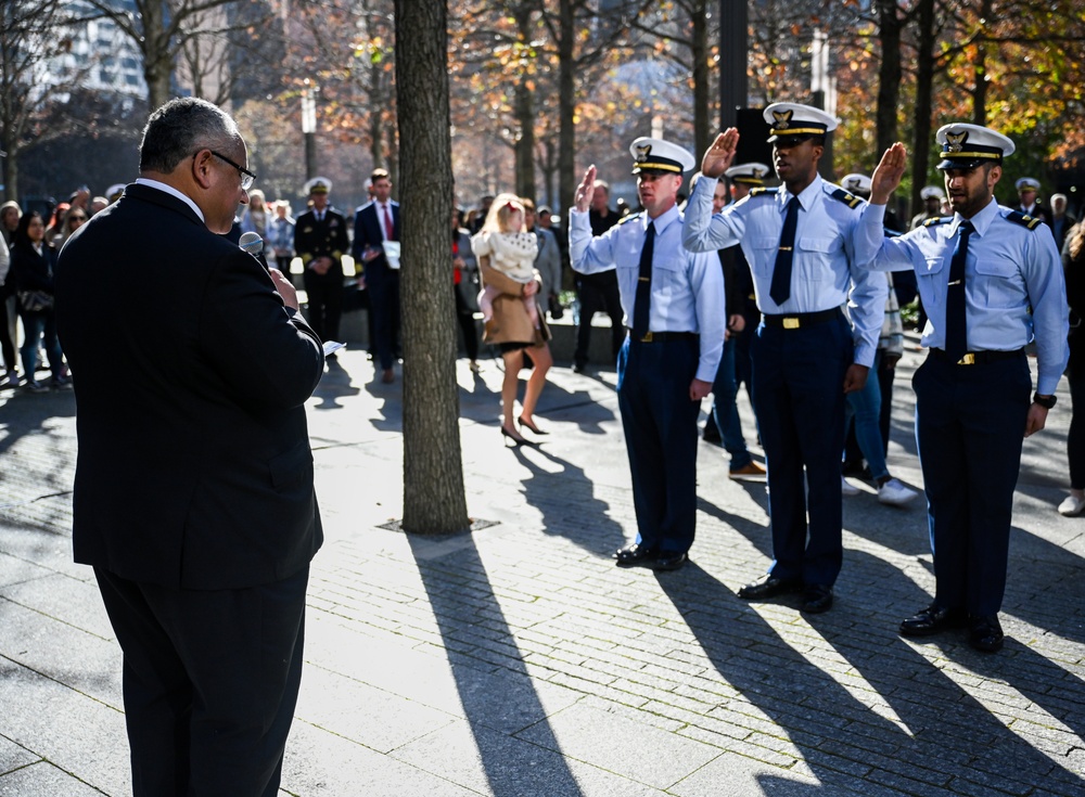 Secretary of the Navy Carlos Del Toro Visits New York during Veterans Day.