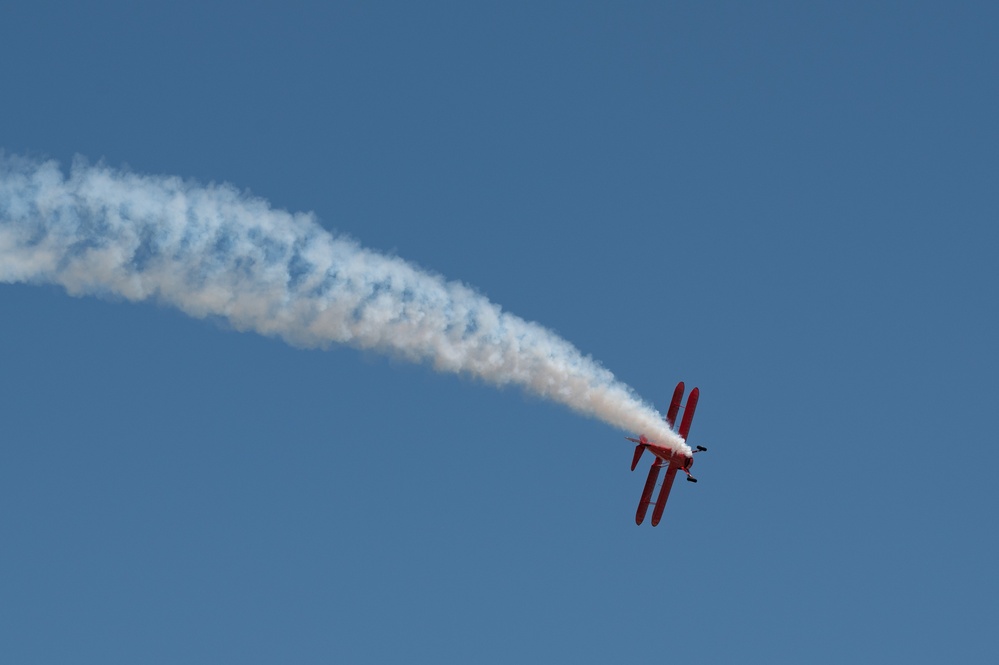 Thunder and Lightning over Arizona Airshow 2023