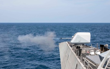 USS Charleston conducts live-fire exercise in the Indian Ocean