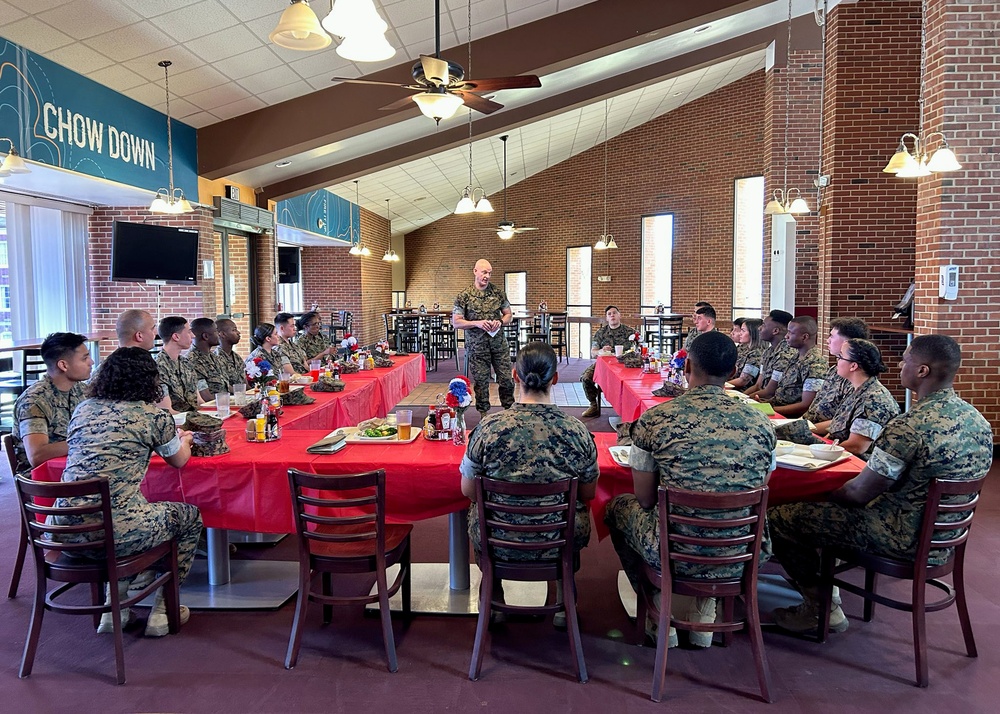 Sergeant Major of the Marine Corps engages NCO leadership at MCB Quantico