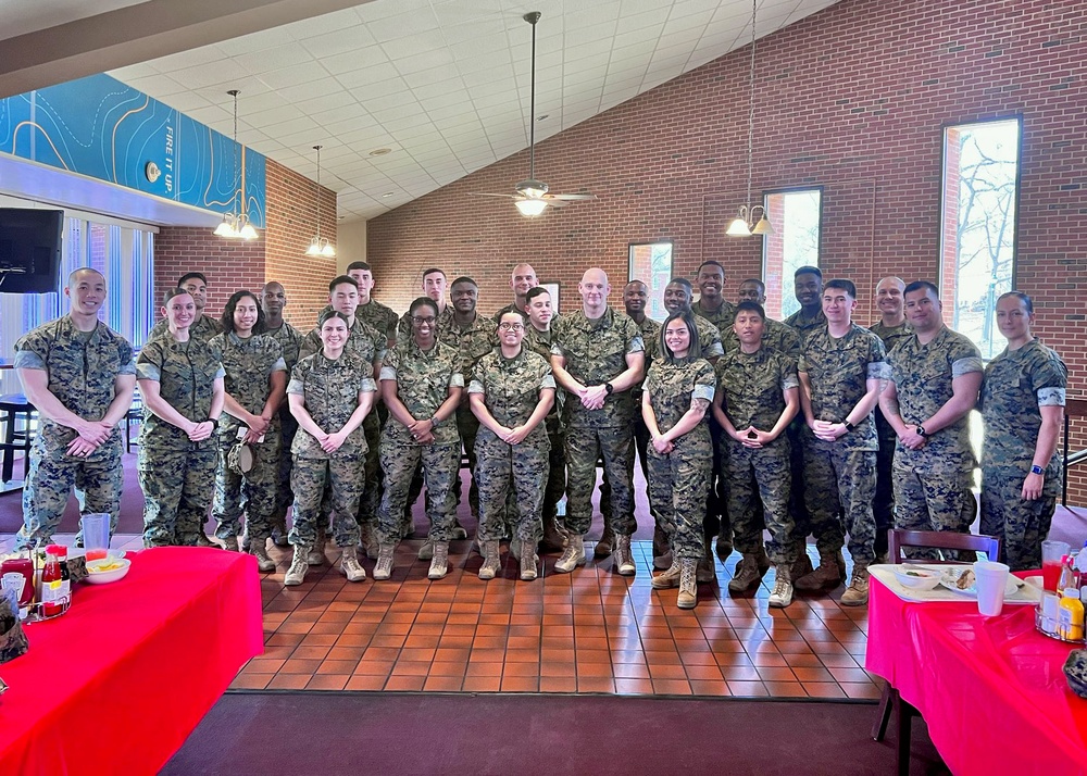 Sergeant Major of the Marine Corps engages NCO leadership at MCB Quantico