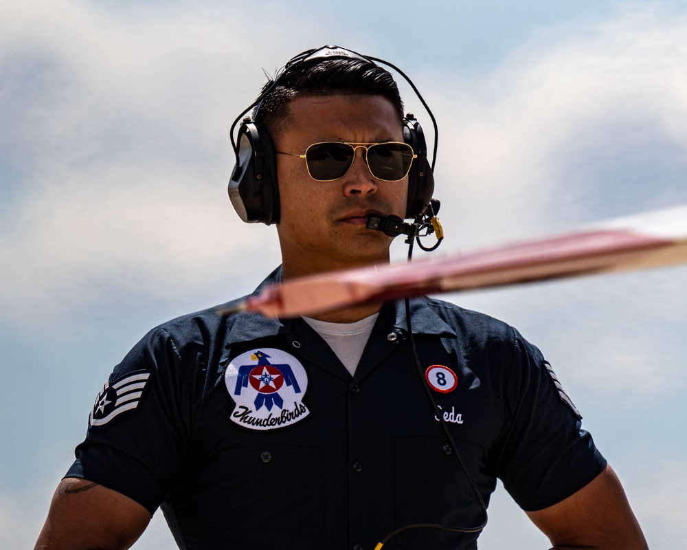 Thunderbirds Bring the Thunder to Arizona