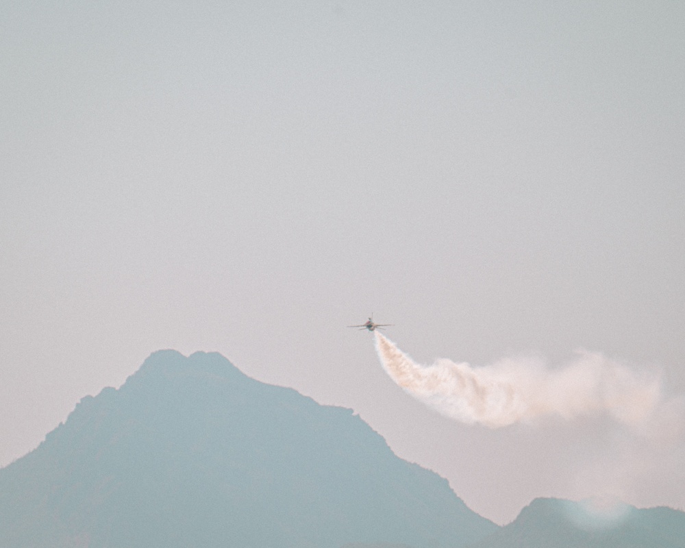 Thunderbirds Bring the Thunder to Arizona