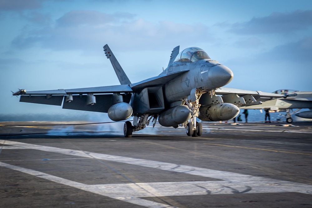 USS Carl Vinson (CVN) Conducts Flight Operations in the Pacific Ocean