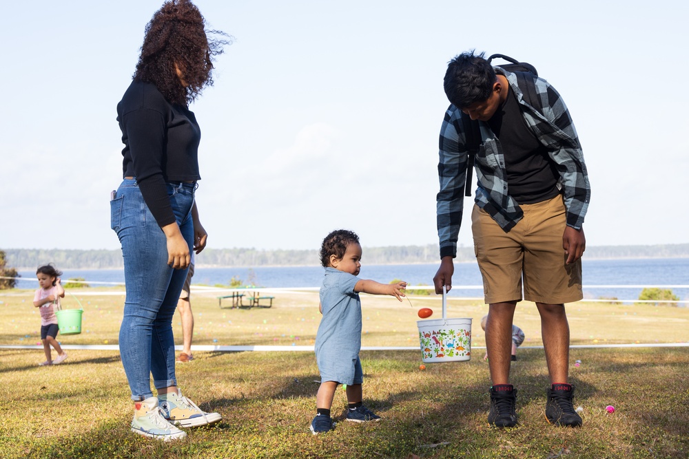 U.S. Marines with Combat Logistics Battalion 6 Hosts Family Day