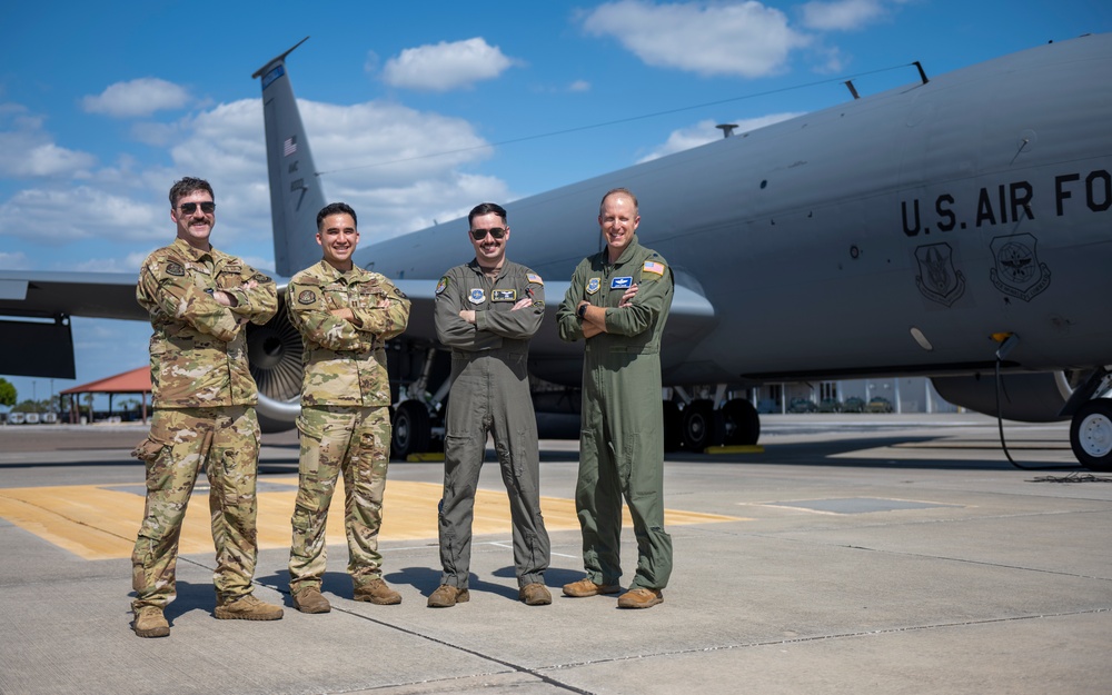 KC-135 Refuels strategic transport aircraft