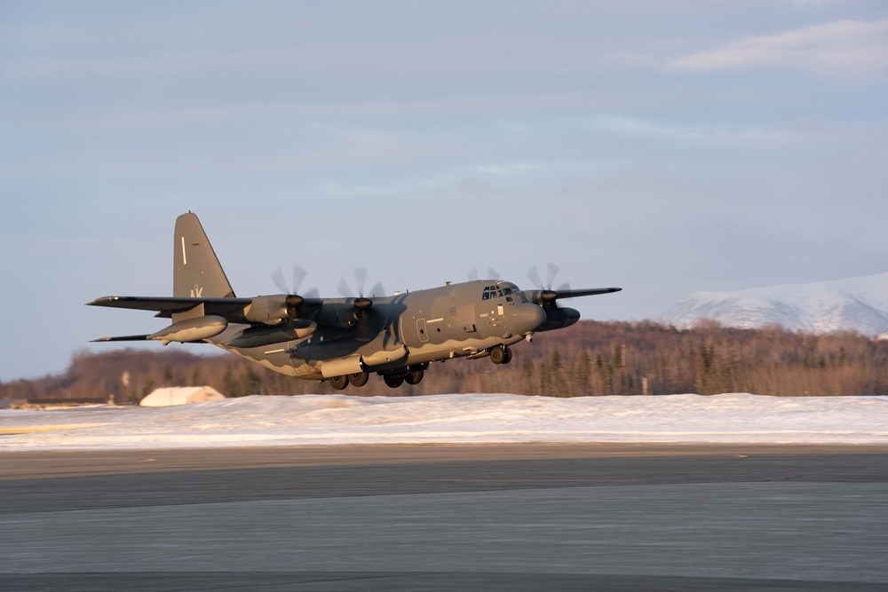 3rd OSS Airmen conduct LZSO training