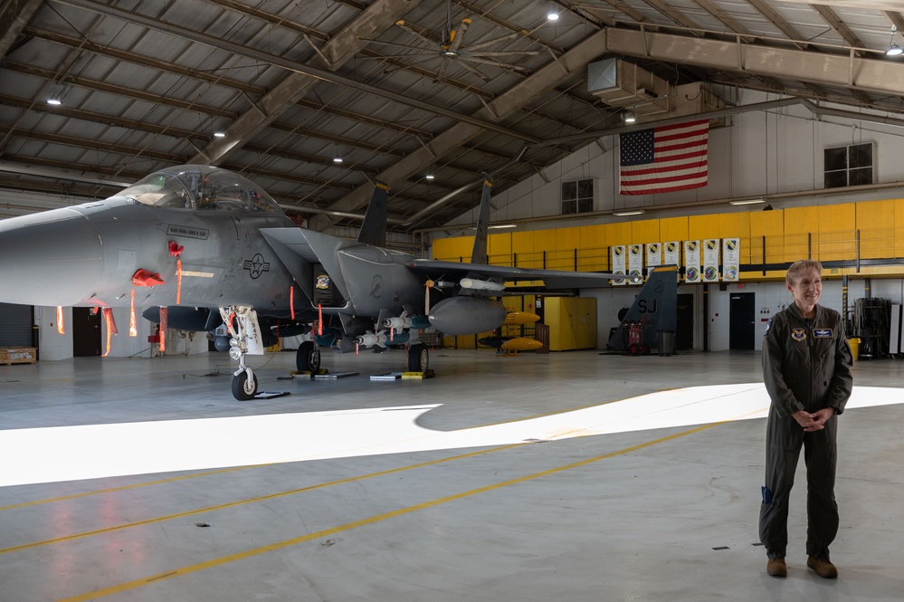 Maj. Gen. Leavitt visits SJAFB