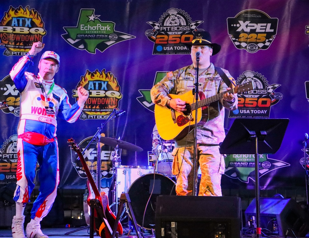 NASCAR welcomes The 1st Cavalry Division