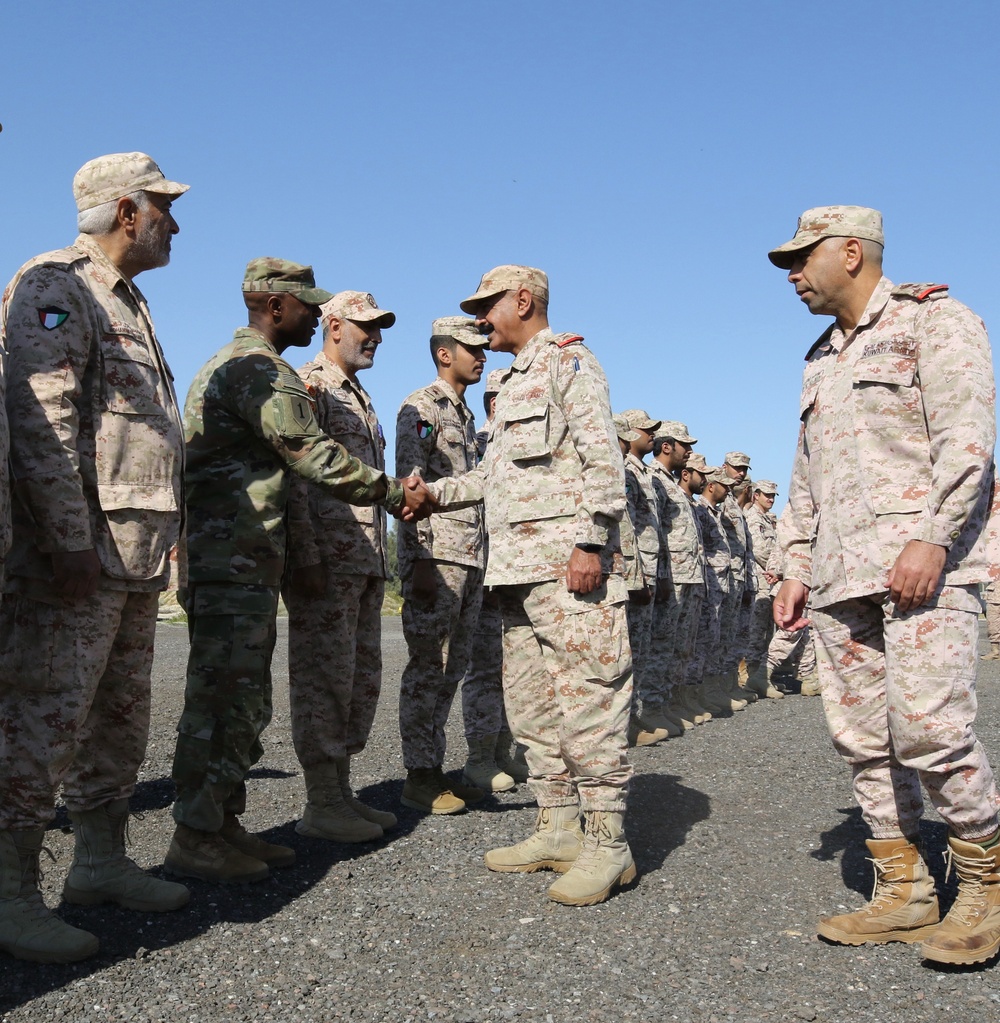 ASG-KU Commands Visits 15th Mubarak Armored Brigade, Kuwait Land Force, Range