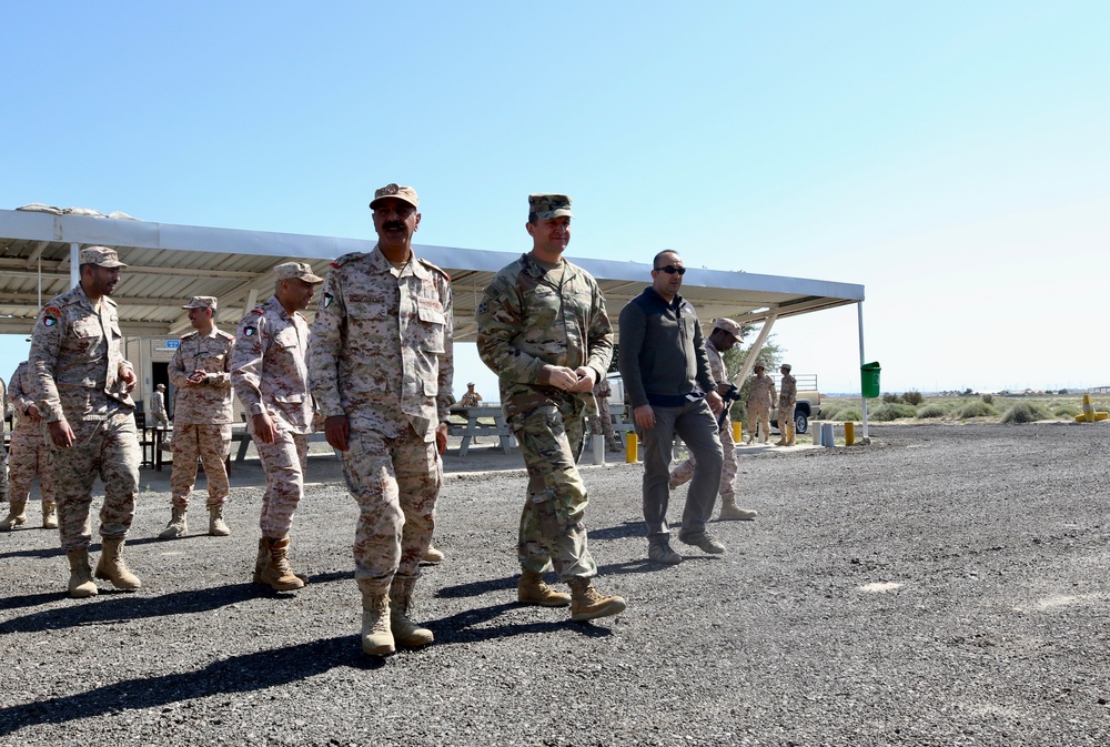 ASG-KU Commands Visits 15th Mubarak Armored Brigade, Kuwait Land Force, Range