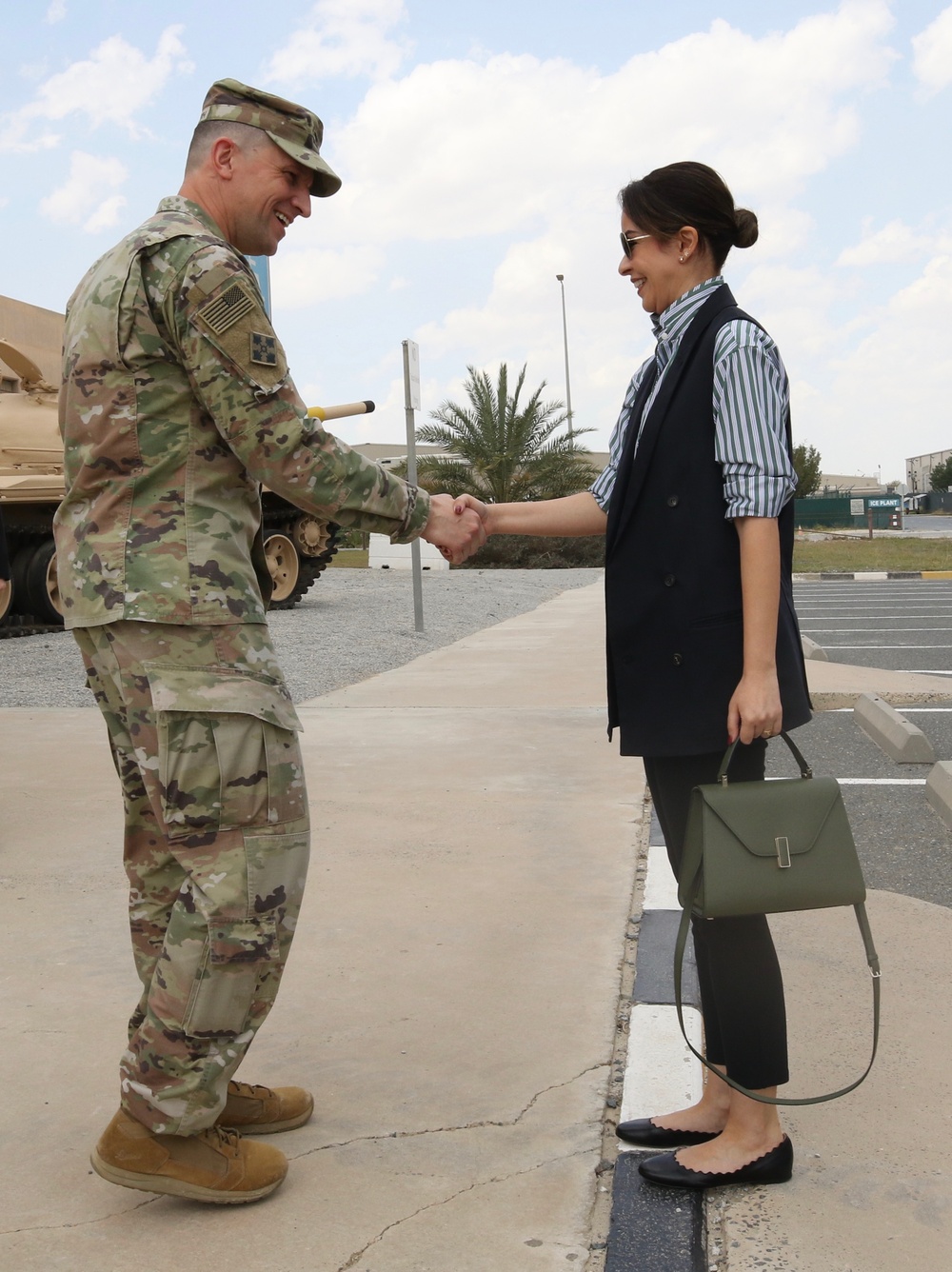 H.E. Sheikha Al-Zain Al-Sabah, Kuwait Ambassador to the U.S. visits Camp Arifjan