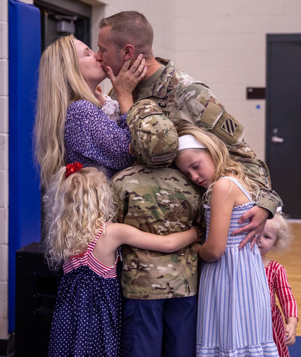 3rd Combat Aviation Brigade Leaves for Atlantic Resolve