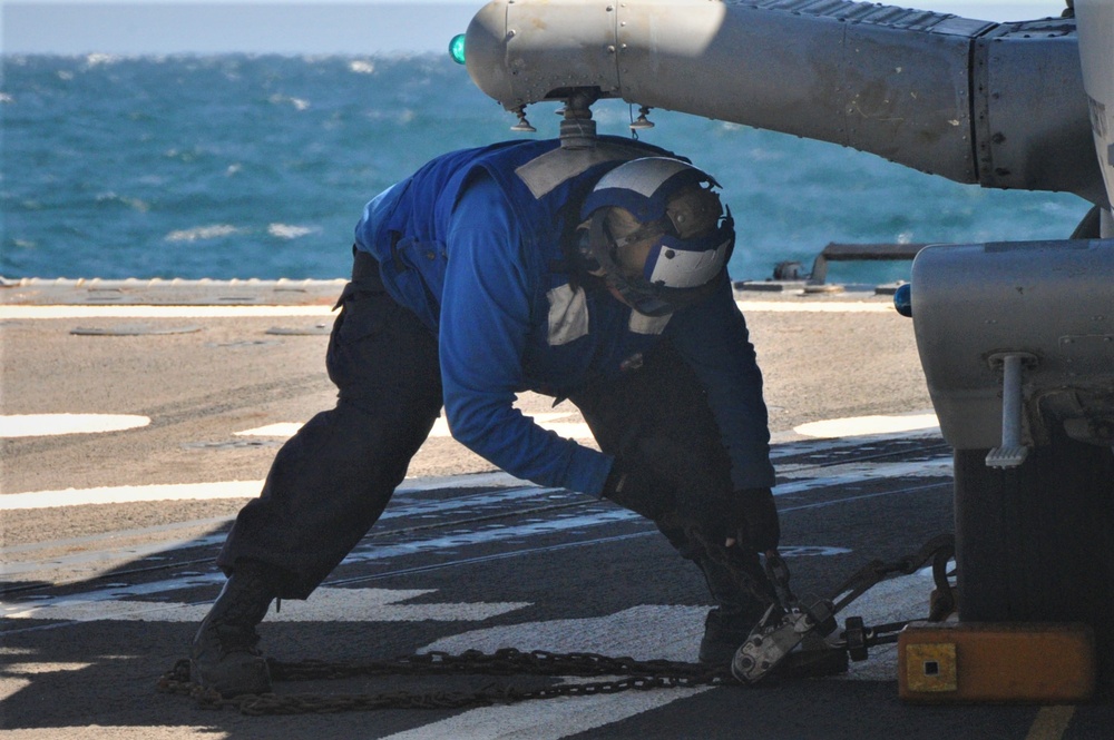 USS William P. Lawrence (DDG 110) Performs Flight Operations