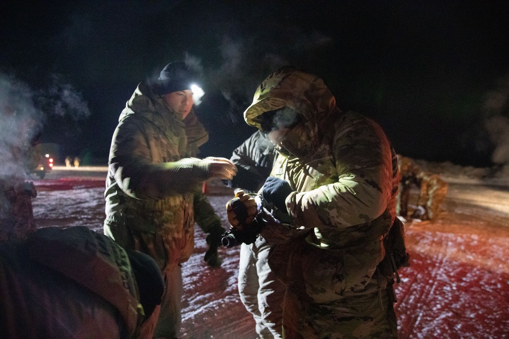 11th Airborne Division acquire supplies during JPMRC-AK 23-02
