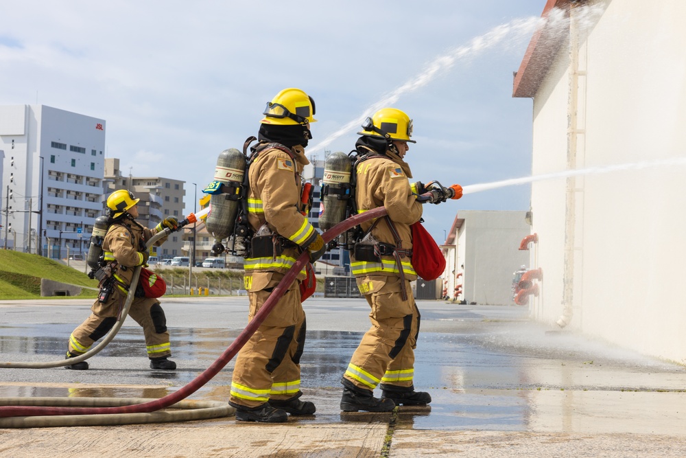 Fire Drill | Camp Kinser Firefighters Conduct Training