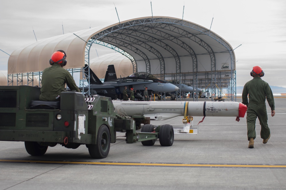 VMFA-115 Loads SLAM-ER, Hot Loads Harpoons