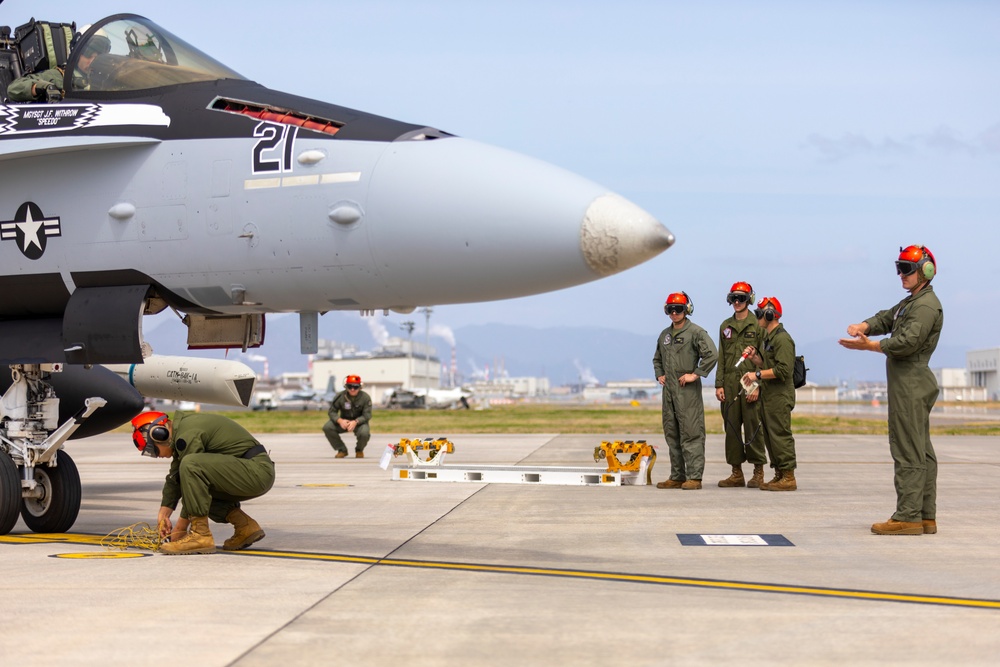 VMFA-115 Loads SLAM-ER, Hot Loads Harpoons