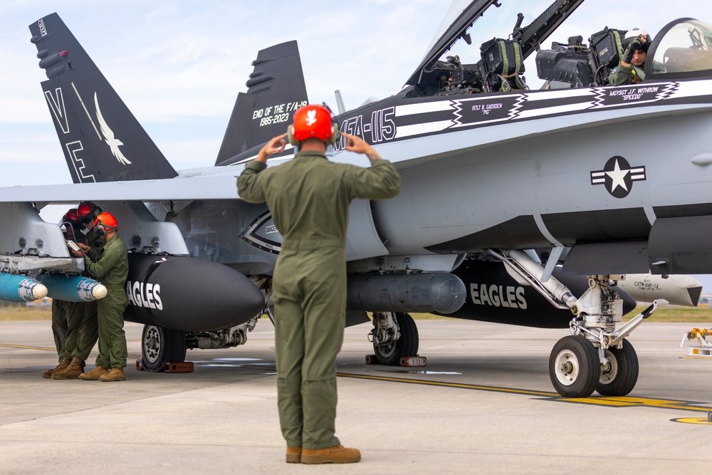 VMFA-115 Loads SLAM-ER, Hot Loads Harpoons