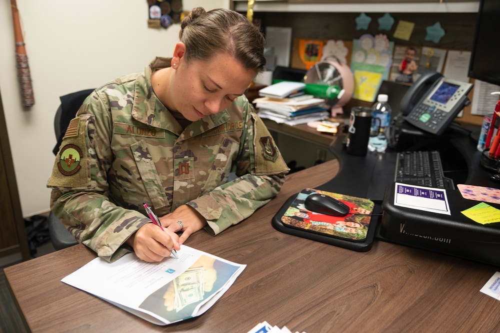 Chapel holds finance course to help Airmen